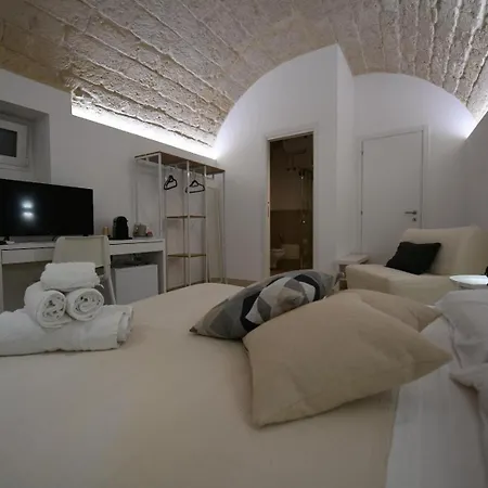 Al Guiscardo 8 Bed & Breakfast