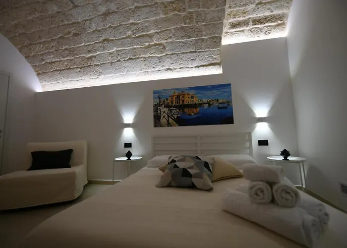 Al Guiscardo 8 Bed and Breakfast 3*