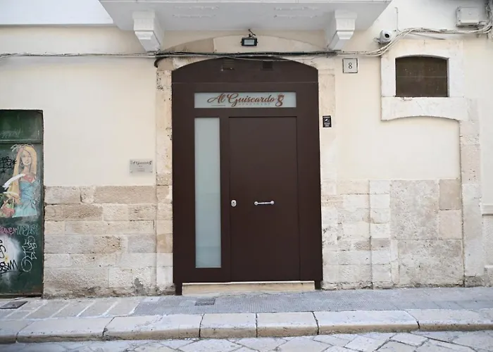 Bed and Breakfast Al Guiscardo 8 Μπάρι